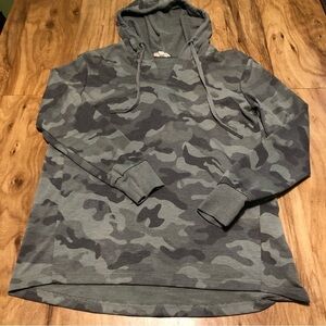 JANE and Delancey Anthropologie Green Camo Pullover Hoodie Womens Size Small